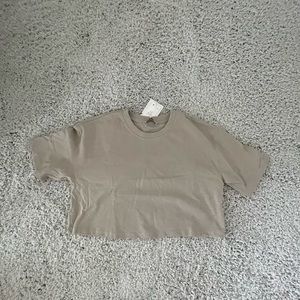 Zara cropped tan tee